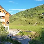 Apart-wolf-arlberg
