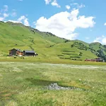 Apart-wolf-arlberg