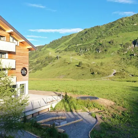 Apart-wolf-arlberg