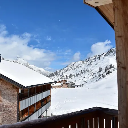 Apart-wolf-arlberg