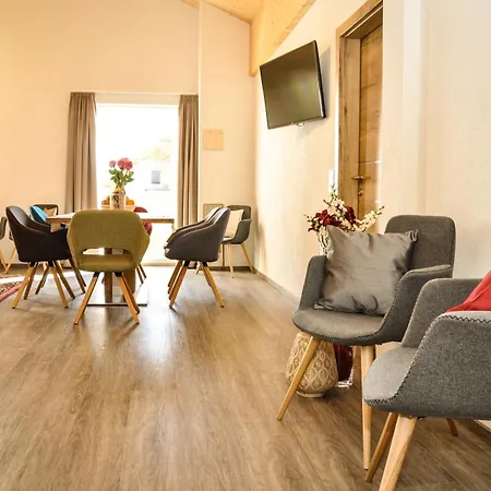 公寓式酒店 Apart-wolf-arlberg 4*