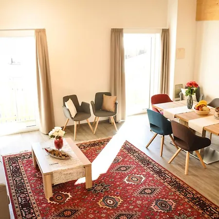 Apart-wolf-arlberg 公寓式酒店