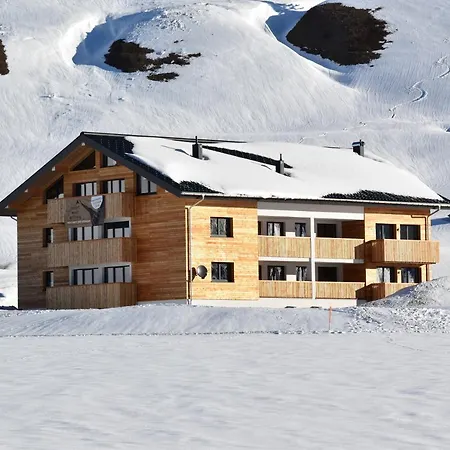 Apart-wolf-arlberg アパートホテル ワース