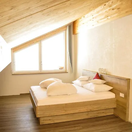 Apart-wolf-arlberg